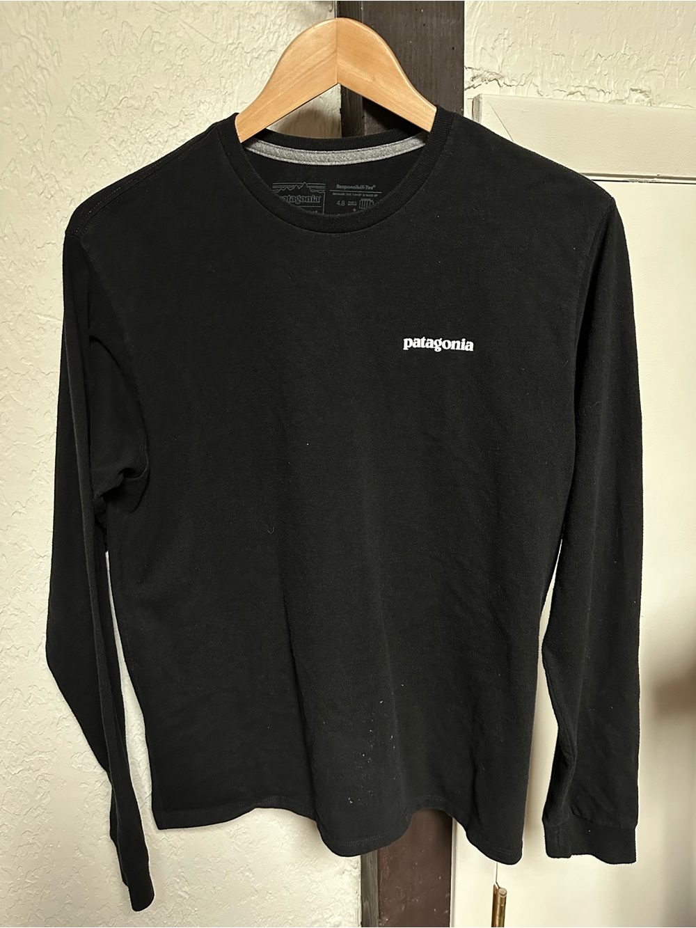 Patagonia Men’s Long-Sleeve Crew in Black with White Logo